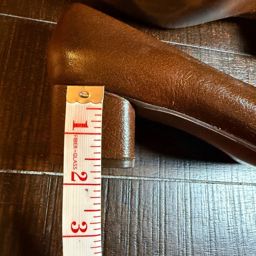 Naturalizer Brown Two Tone Leather Block Vintage Heel Pumps Square Toe 6.5 AA/B